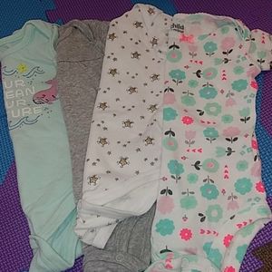 Short sleeve bodysuit